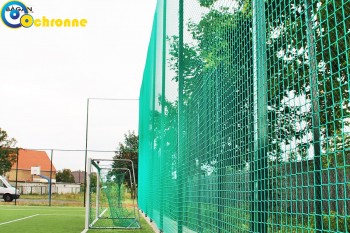 Siatki Tczew - Siatka ochronna - ogrodzenie boiska sportowego - 8x8, 5mm dla terenów Tczewa